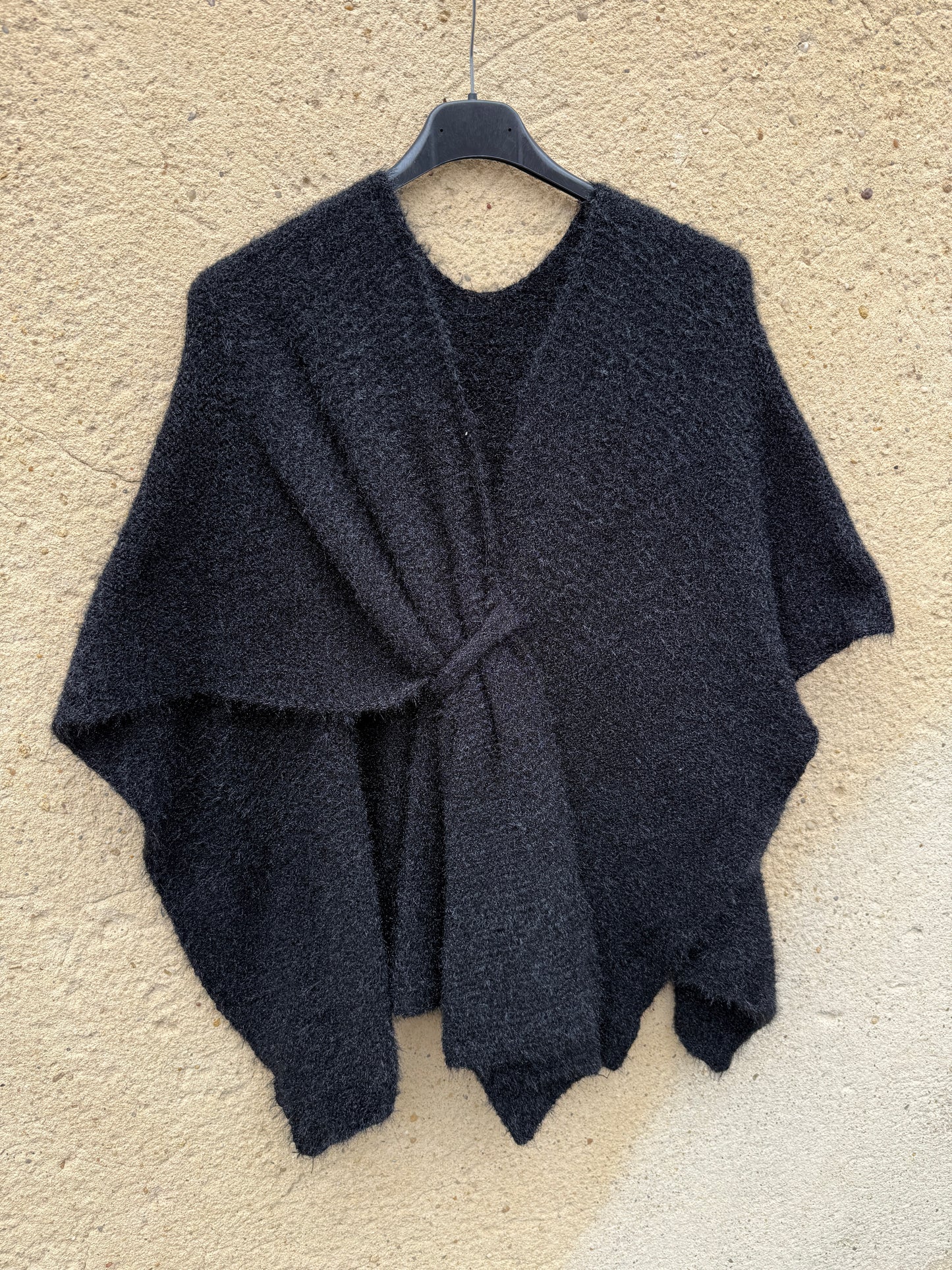 cape mohair femme noir